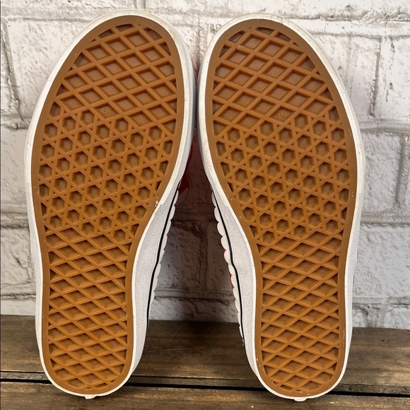 Vans RARE Authentic x Disney Minnie Mouse Red Bow with White Polka Dots Sneakers - Picture 8 of 11